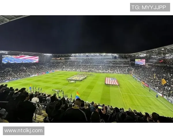 日本前足球球星回顾:从绿茵场到场外传奇人生的全新篇章 日本前足球球星回顾:从绿茵场到场外传奇人生的全新篇章