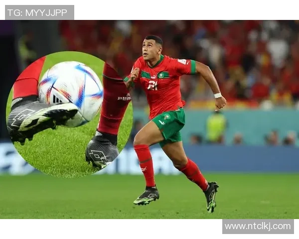 足球明星与球鞋的完美搭配探索:如何选择适合自己的战靴提升竞技表现 足球明星与球鞋的完美搭配探索:如何选择适合自己的战靴提升竞技表现