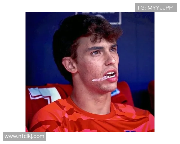 足球球星风格动漫男头像设计打造个性化动感形象完美融合运动与艺术 足球球星风格动漫男头像设计打造个性化动感形象完美融合运动与艺术